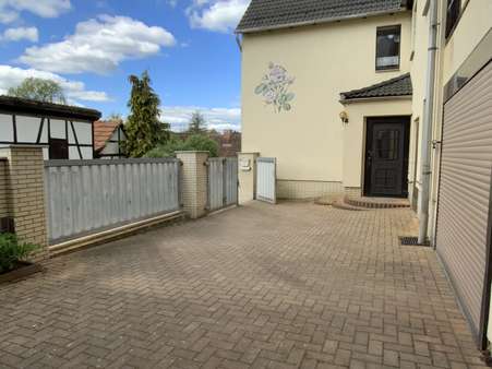 Ansicht Hof - Einfamilienhaus in 07381 Pößneck mit 144m² kaufen