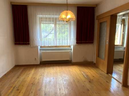 Zimmer 1 im EG - Einfamilienhaus in 07381 Pößneck mit 144m² kaufen