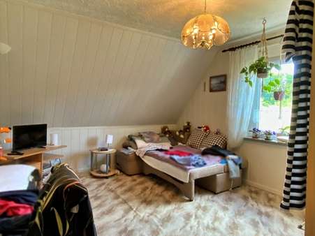 Zimmer 2 im OG Zimmer 2 im OG - Einfamilienhaus in 07381 Langenorla mit 115m² kaufen
