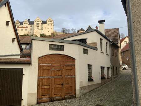 Grundstückszufahrt rückseitig - Einfamilienhaus in 07389 Ranis mit 100m² kaufen