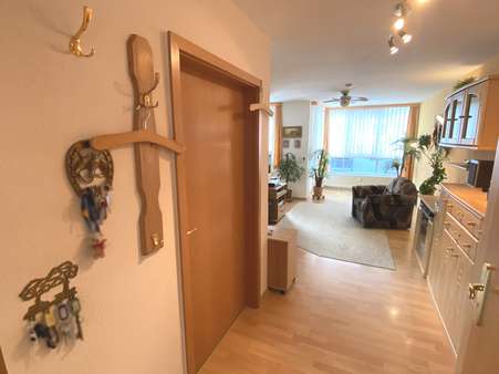 Eingangsbereich zur Wohnung  - Etagenwohnung in 07743 Jena mit 38m² kaufen