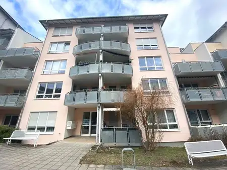 *altersgerechtes Wohnen über den Dächern von Jena – Balkon, Fahrstuhl und große Dachterrasse *
