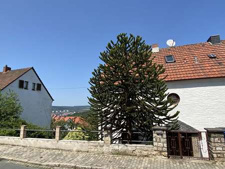 Haus Straßenansicht Haus Straßenansicht - Doppelhaushälfte in 07749 Jena mit 100m² kaufen