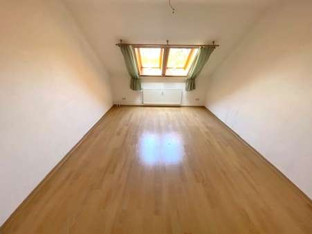 Schlafzimmer - Etagenwohnung in 07629 Hermsdorf mit 59m² kaufen