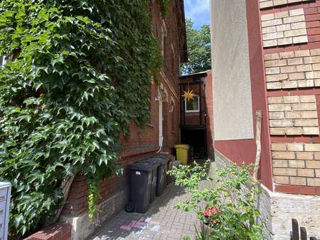 Hausseite Hausseite - Mehrfamilienhaus in 07743 Jena mit 283m² als Kapitalanlage kaufen