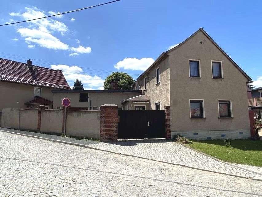 Hausansicht zur Straßenseite - Einfamilienhaus in 07646 Bobeck mit 90m² kaufen