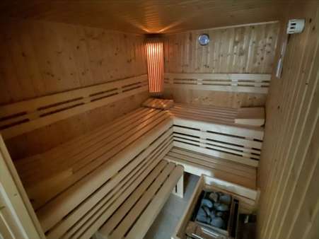 Sauna zum Entspannen nach dem Arbeitsalltag - Einfamilienhaus in 07749 Jena mit 226m² kaufen