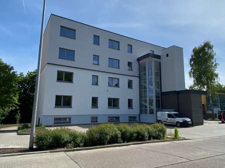 Hausvorderseite - Souterrain-Wohnung in 07743 Jena mit 94m² kaufen