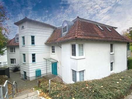 Hauseingang - Souterrain-Wohnung in 07778 Neuengönna mit 73m² kaufen