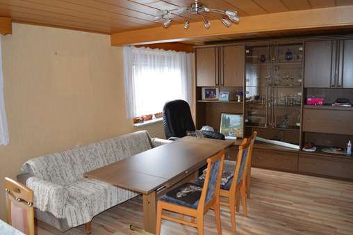 Wohnzimmer im EG - Einfamilienhaus in 98630 Römhild mit 150m² kaufen
