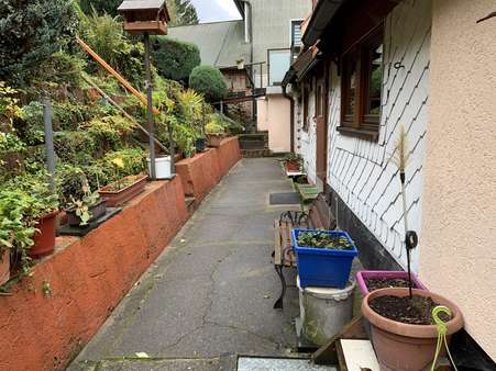 Kleiner Hof - Einfamilienhaus in 98528 Suhl mit 95m² kaufen