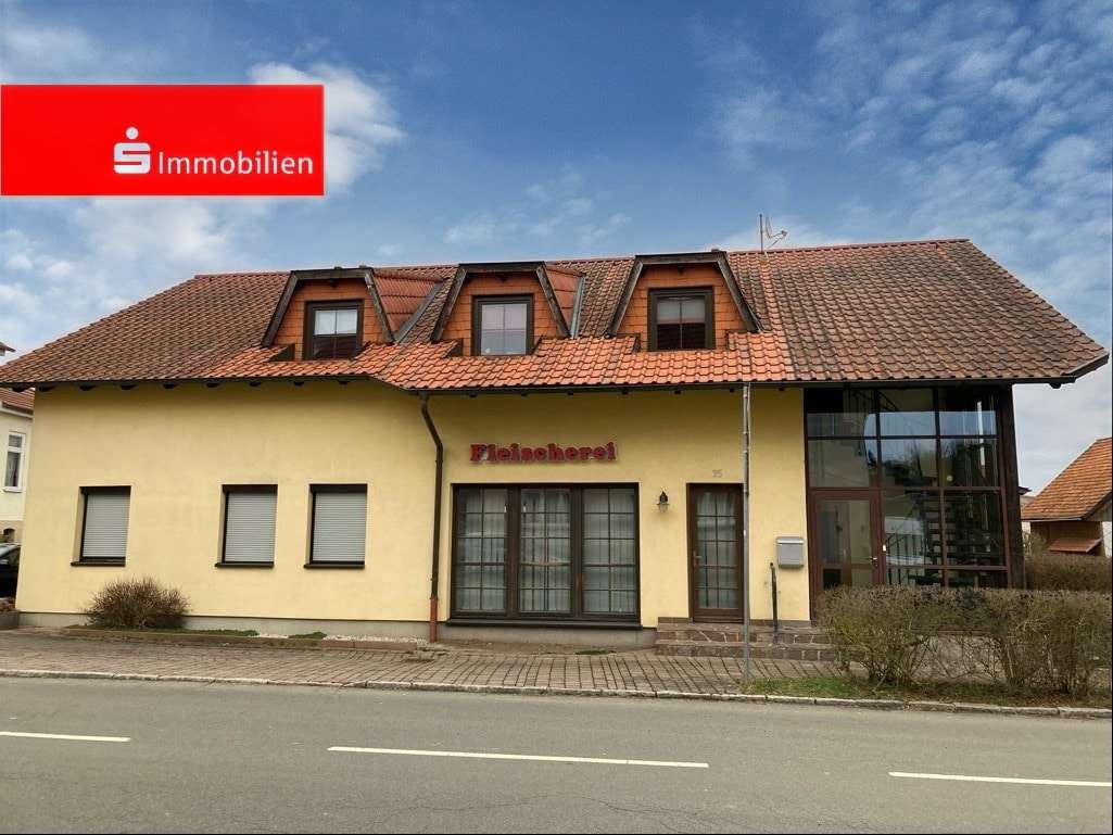 Ansicht mit Zugang zum Verkaufsbereich - Erdgeschoss - Mehrfamilienhaus in 98631 Grabfeld mit 150m² kaufen