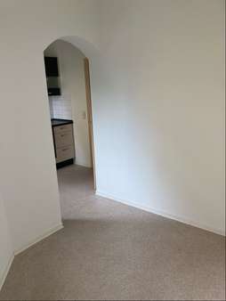 Durchgang Küche - Esszimmer - Erdgeschosswohnung in 98587 Steinbach-Hallenberg mit 58m² mieten