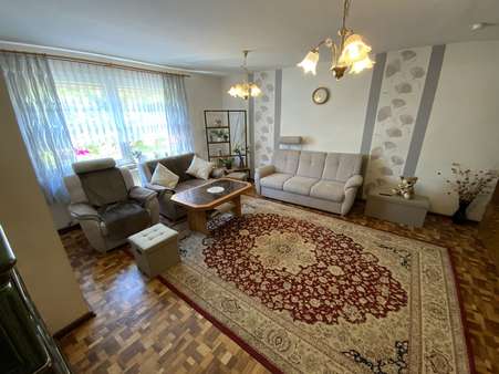 Wohnzimmer - Einfamilienhaus in 98631 Grabfeld mit 140m² kaufen
