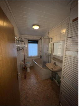 Badezimmer - Wohnung in 98660 Kloster Veßra mit 68m² kaufen