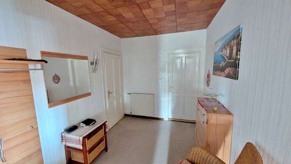 Hausflur Ansicht 2 - Dachgeschosswohnung in 98553 Schleusingen mit 107m² kaufen