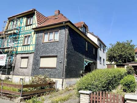 Hausansicht Doppelhaushälfte Hausansicht Doppelhaushälfte - Doppelhaushälfte in 96528 Frankenblick mit 235m² kaufen