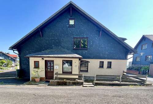 Hauseingänge - Einfamilienhaus in 96515 Sonneberg mit 253m² kaufen