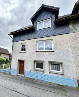 Hausansicht Hausansicht - Doppelhaushälfte in 96524 Föritztal mit 130m² kaufen