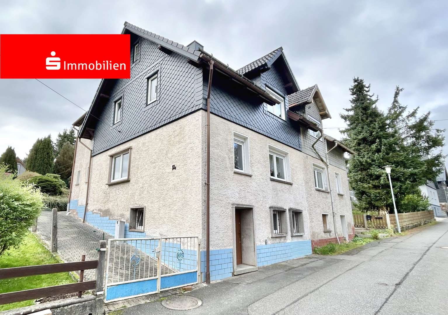 Hausansicht Hausansicht - Doppelhaushälfte in 96524 Föritztal mit 130m² kaufen