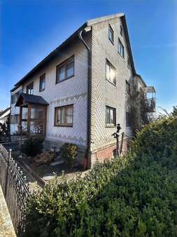 Hausansicht Hausansicht - Wohnung in 96528 Frankenblick mit 116m² kaufen