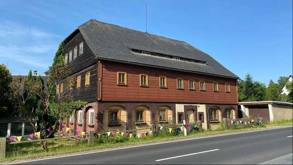 Straßenansicht Straßenansicht - Einfamilienhaus in 02739 Eibau mit 187m² kaufen