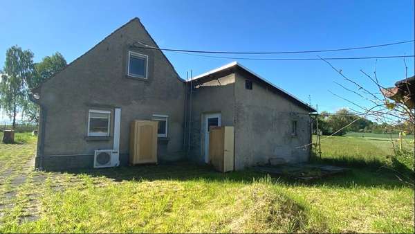 Seitenansicht - Einfamilienhaus in 02794 Leutersdorf mit 85m² kaufen