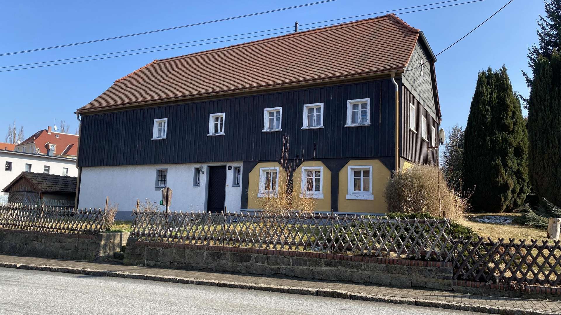 Straßenansicht - Einfamilienhaus in 02785 Olbersdorf mit 120m² kaufen