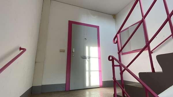 Wohnungseingangstür - Mehrfamilienhaus in 02763 Zittau mit 335m² kaufen