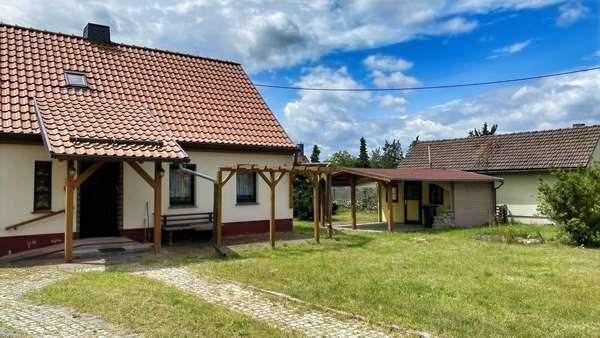 Eingangsbereich - Einfamilienhaus in 02906 Mücka mit 139m² kaufen