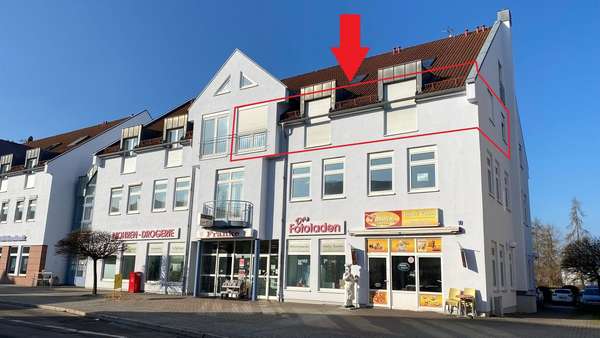 Frontansicht mit Markierung - Etagenwohnung in 02906 Niesky mit 83m² kaufen