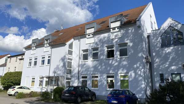 Rückansicht - Etagenwohnung in 02906 Niesky mit 83m² kaufen