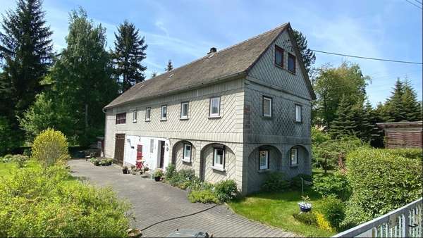 Front- und Seitenansicht Front- und Seitenansicht - Einfamilienhaus in 02708 Lawalde-Lauba mit 90m² kaufen