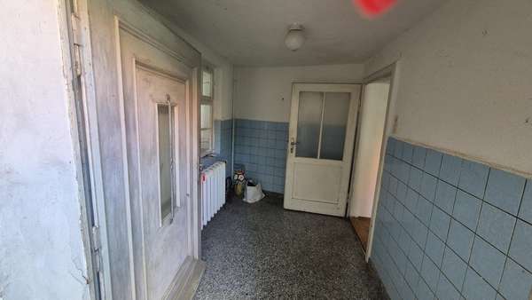 kleiner Flur kleiner Flur - Einfamilienhaus in 02633 Göda mit 232m² kaufen