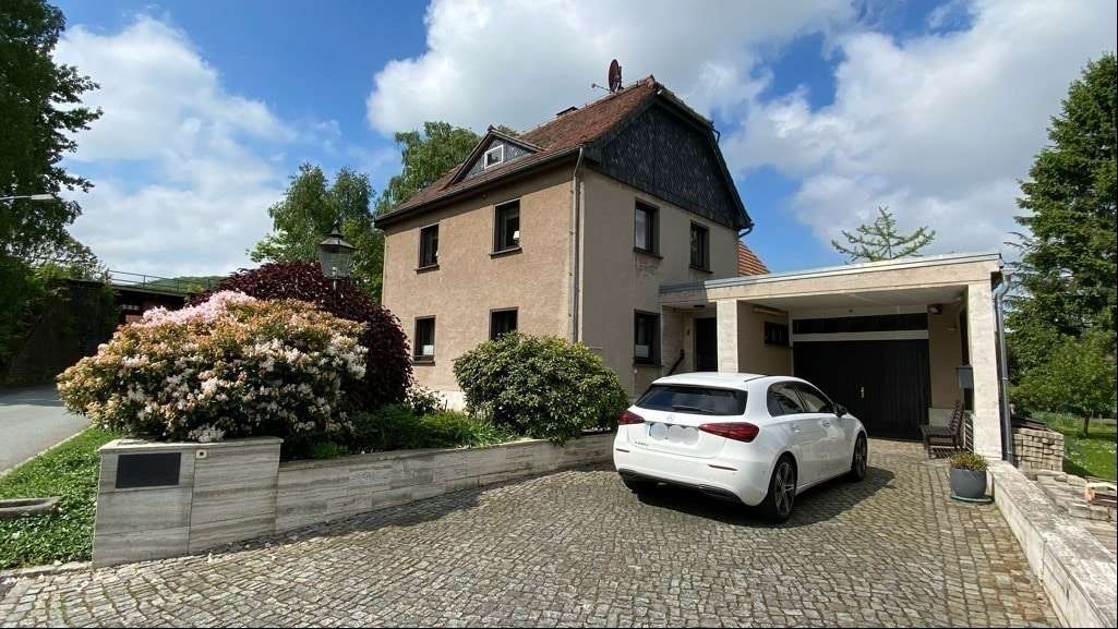Front- und Seitenansicht - Einfamilienhaus in 02791 Oderwitz mit 140m² kaufen