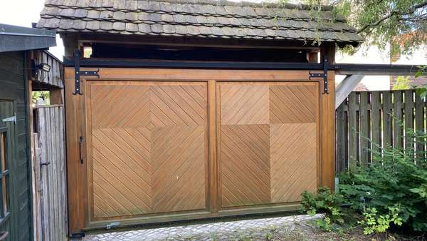 Hölzernes Einfahrtstor Hölzernes Einfahrtstor - Einfamilienhaus in 02906 Niesky mit 90m² kaufen