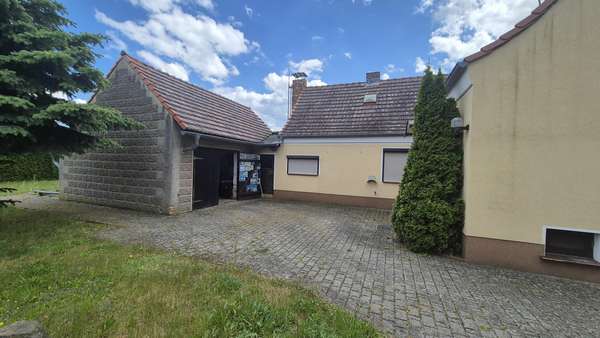 Ansicht NG-Garage - Doppelhaushälfte in 02959 Schleife mit 80m² kaufen