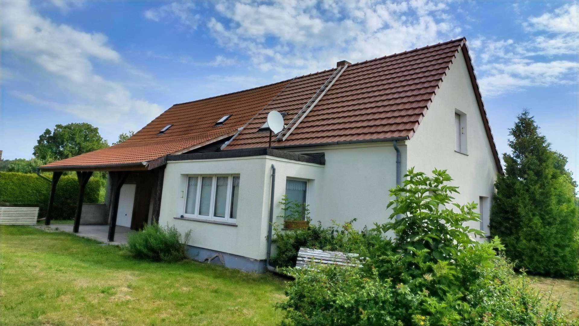 Titelbild - Einfamilienhaus in 02929 Rothenburg mit 60m² kaufen