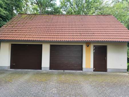 Doppelgarage - Einfamilienhaus in 02906 Niesky mit 193m² kaufen