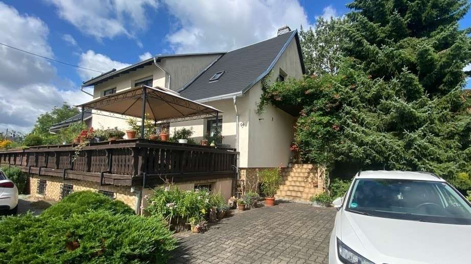 Front- und Seitenansicht Front- und Seitenansicht - Doppelhaushälfte in 02739 Eibau mit 120m² kaufen