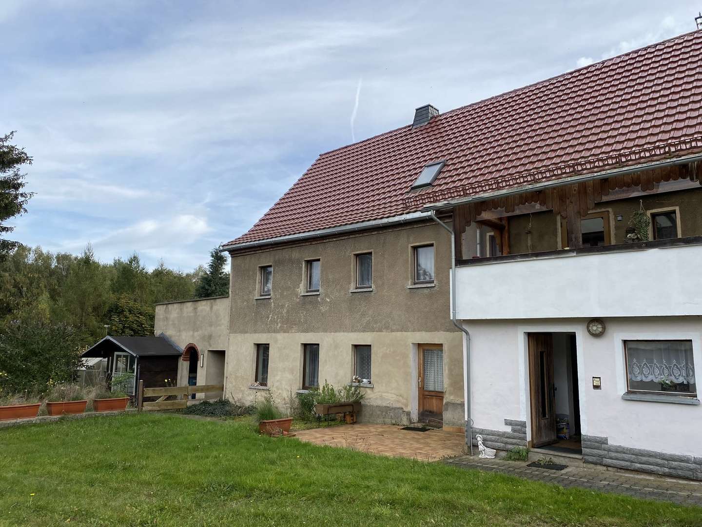 Blick auf das Hauptwohnhaus - Bauernhaus in 02763 Zittau mit 200m² kaufen
