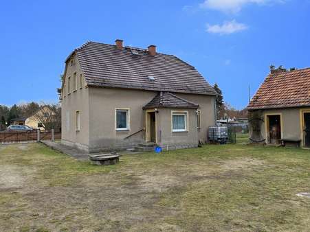 Hofansicht - Einfamilienhaus in 02906 Kreba-Neudorf mit 100m² kaufen