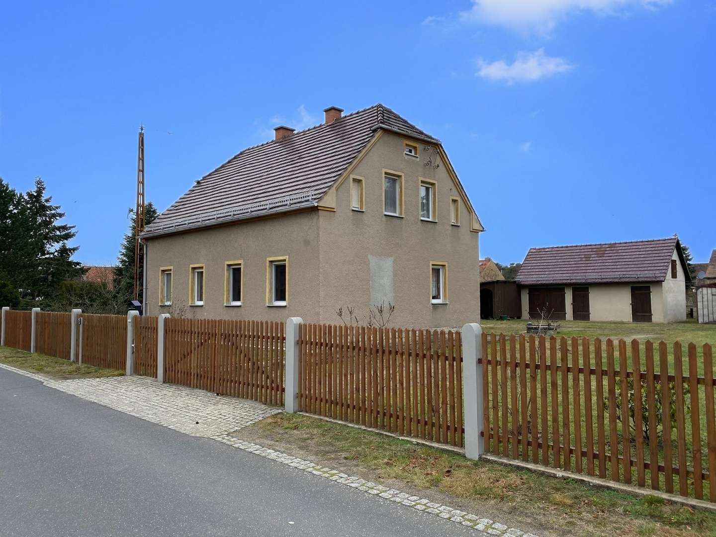 Titelbild - Einfamilienhaus in 02906 Kreba-Neudorf mit 100m² kaufen