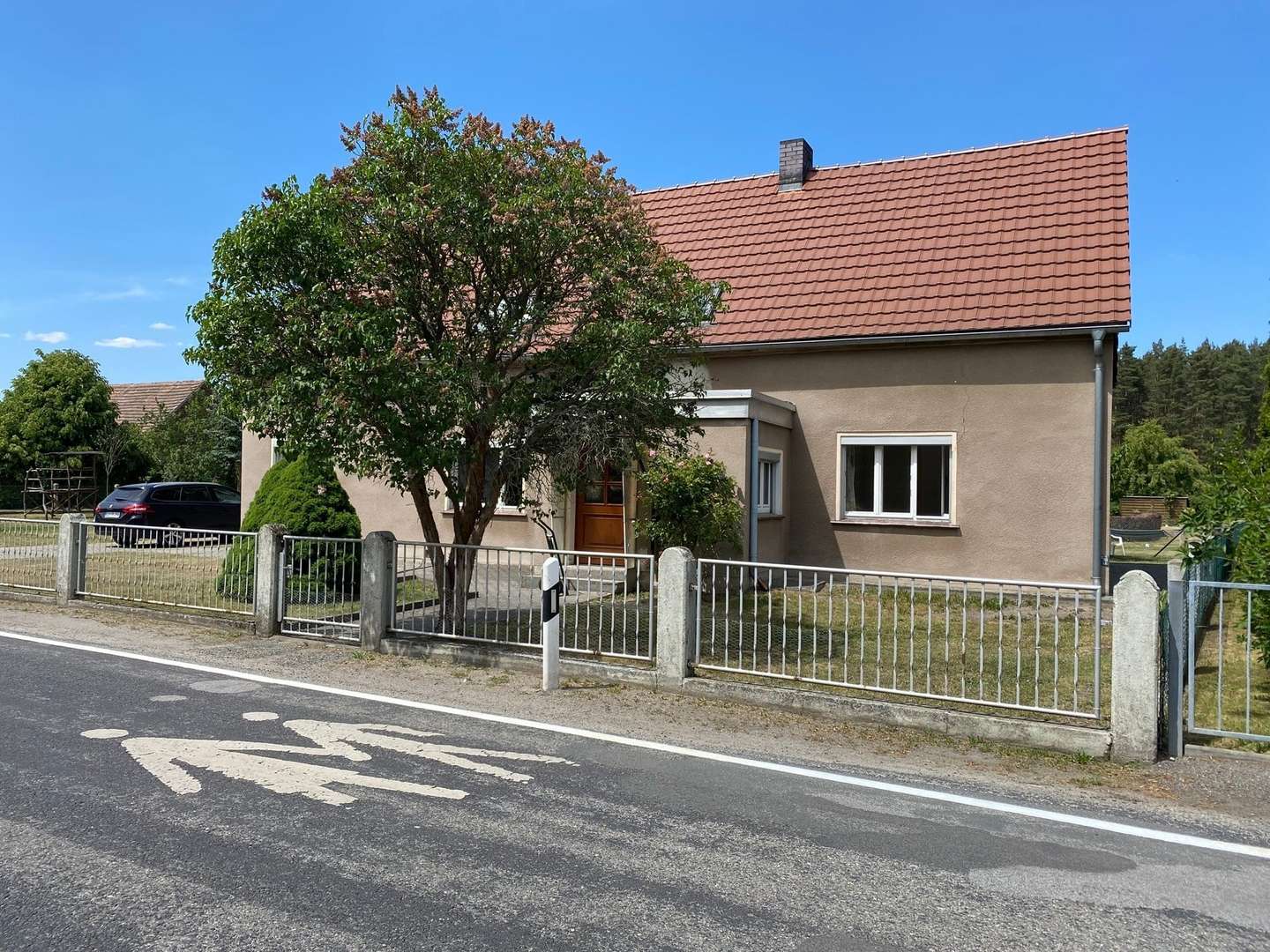 Titelbild - Einfamilienhaus in 02923 Hähnichen mit 100m² kaufen
