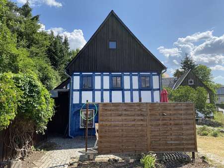 Seitenansicht - Einfamilienhaus in 02763 Mittelherwigsdorf mit 142m² kaufen
