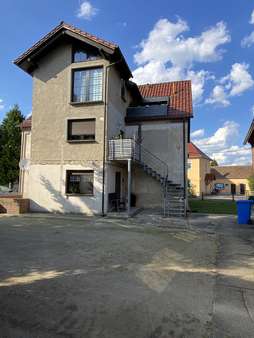seitliche Ansicht - Mehrfamilienhaus in 02943 Boxberg mit 200m² als Kapitalanlage kaufen