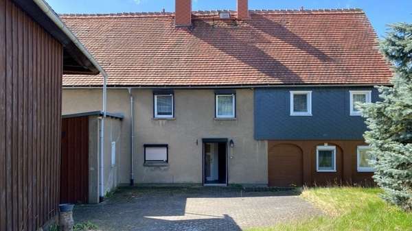 Hofansicht - Einfamilienhaus in 02708 Lawalde-Lauba mit 160m² kaufen