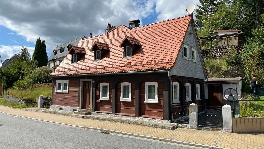 Straßenansicht - Einfamilienhaus in 02730 Ebersbach-Neugersdorf mit 105m² kaufen