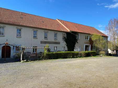 Vorderansicht - Zweifamilienhaus in 02779 Großschönau mit 680m² kaufen