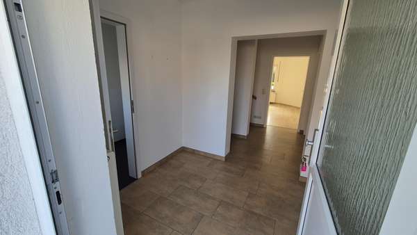EG-Eingangsbereich-Flur - Doppelhaushälfte in 02957 Krauschwitz mit 210m² kaufen